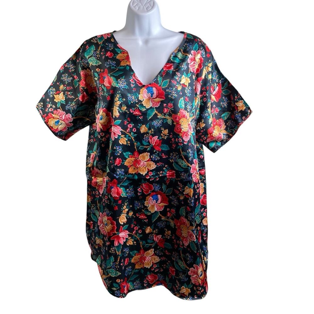 Vintage Movie Star Satin Floral V Neck Nightgown Size M Loungewear Asian Vibes